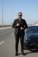 Une photo d’un participant qui veut faire connaissance et se marier