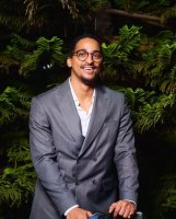 Une photo d’un participant qui veut faire connaissance et se marier