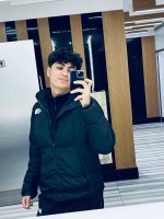 A picture of a participant who wants to get to know each other and get married